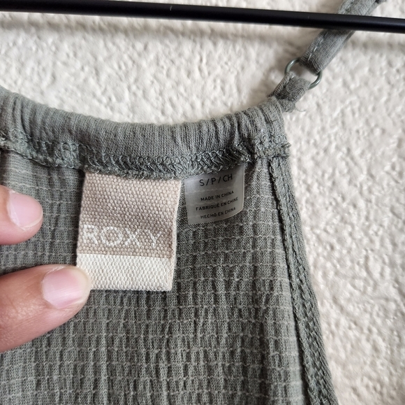 Roxy Women's Beaches Dress - Picture 4 of 10